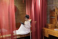 -汉仪华裳汉服馆(打浦桥店)