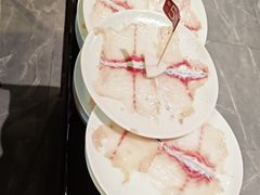 -丽江龙继斑鱼庄(罗宾森购物广场店)