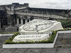 -四川汶川特大地震漩口中学遗址