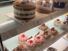 -LanTa蓝塔烘焙(郑百店)