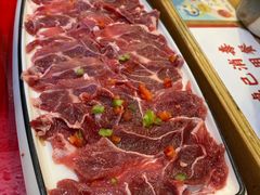 现切牛肉-谭鸭血老火锅(七宝万科广场店)