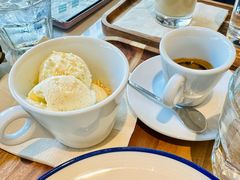 浓缩阿芙佳朵-LAVAZZA拉瓦萨咖啡(中航城君尚购物中心店)