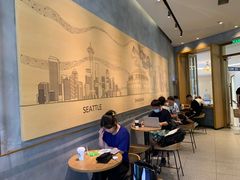 用餐区-星巴克臻选(北京世贸天阶店)