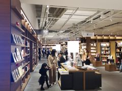 -茑屋书店(天目里店)