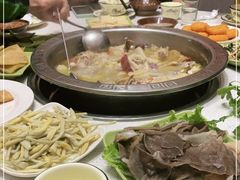 -乙丙丁正宗昭通天麻火腿鸡(总店)