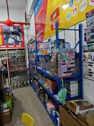 -逝水玩具折扣店