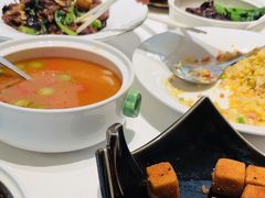 -桂满陇·手作小笼包&江南叫花鸡(中山公园店)