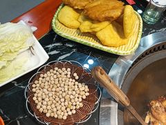 -袁小二大东北铁锅炖(吉祥村总部)