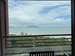 -三亚湾海居雅高铂尔曼度假酒店