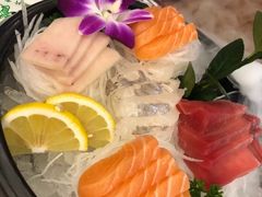 -青瓦餐厅·生鱼片·韩园烤肉(西塔店)