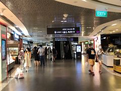 -爱雍·乌节