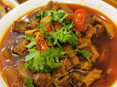 竹笋烧牛肉套饭-曾牛肉