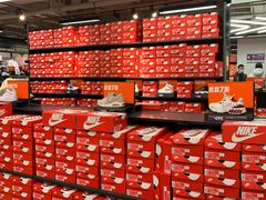 -NIKE上海青浦优选体验店