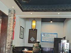 -何家一碗面(南大街店)