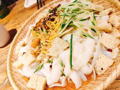 凉皮-平娃三宝烧烤·面食(南小街店)