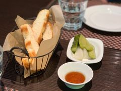面包前菜-TAMATI(巴黎贝甜韩式西餐厅店)