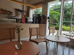 靠窗位-SLOWOOD 咖啡餐食