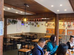 -小厨子私房菜·云南美食店