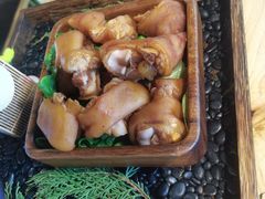 -鹿鸣山草本茶香火锅(园西路店)