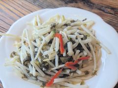 雪菜炒芦苇根-百万叔(临湖店)