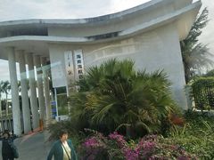 -三亚航空旅游职业学院