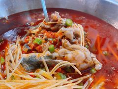 特色美蛙-味之溢美蛙仔姜兔·肥肠鱼•耗儿鱼(文星店)