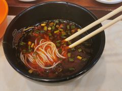 麻辣哨子面-乡党臊子面(丰庆公园店)