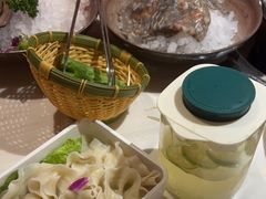 -喃喃椰·糟粕醋·椰子鸡火锅(七堡花园店)