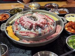 -哈哈碳都·牛肋条无限自助烤肉(宝龙店)
