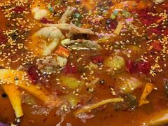 沸腾酸汤蛙-靓蛙馆