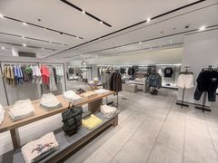 -ZARA(世贸天阶店)