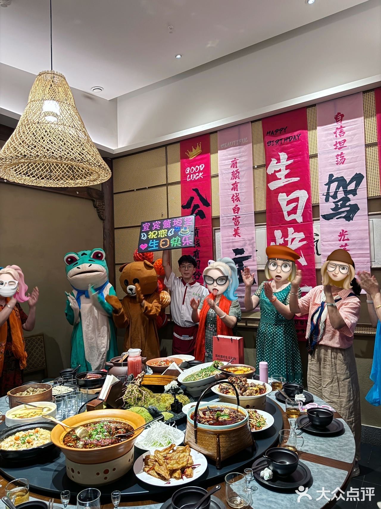 不敢想象在这里过生日该有多幸福！！！