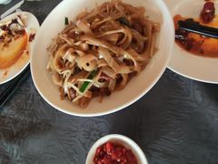 -粤尚腾香居中餐厅(首都机场希尔顿店)