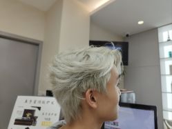 -优尚·烫·染·店