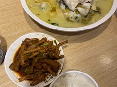 -鱼你在一起(奉贤宝龙城广场店)