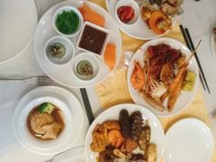 -荣誉国际酒店-云顶旋转餐厅