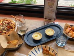 -必胜客(上海华谊新所店)