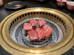 -山川小町·极番烧肉(新地假日广场店)