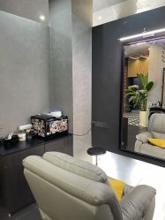 -老肖男士理发店