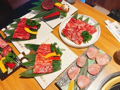 -炼火烤肉店
