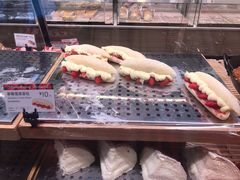 草莓雪园面包-PARIS BAGUETTE巴黎贝甜(周浦万达店)