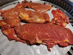 -汉金城海鲜烤肉自助百汇(威海威高广场店)