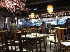 大堂-卢大鲜鱼头捞饭(美利广场店)