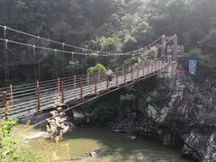 -燕子河大峡谷天坑仙境