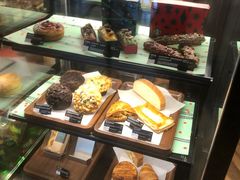 面包甜点陈列柜-星巴克臻选(福州仓山万达店)