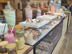 -两咖啡自助餐厅(静安香格里拉酒店)