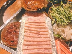 -周幺妹重庆老火锅(银泰城总店)