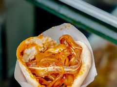 锅魁夹卤肉-洞子口张老二凉粉(文殊院店)