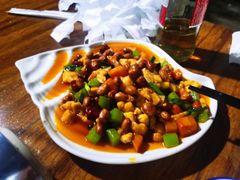 -隔壁老王·家常云南菜(花巷店)