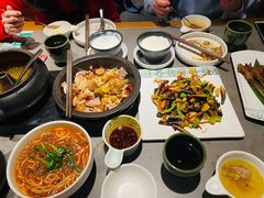 小锅米线-云海肴·汽锅鸡·云南菜(高德置地店)